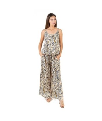 Camisa de mujer manga larga, blanca, estilo elegante y moderno, ideal para fiestas y ocasiones especiales