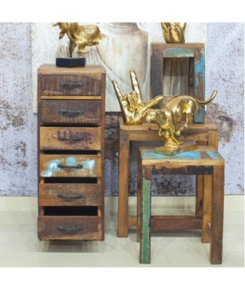 Mesa auxiliar de madera reciclada, estilo rústico, ideal para espacios pequeños