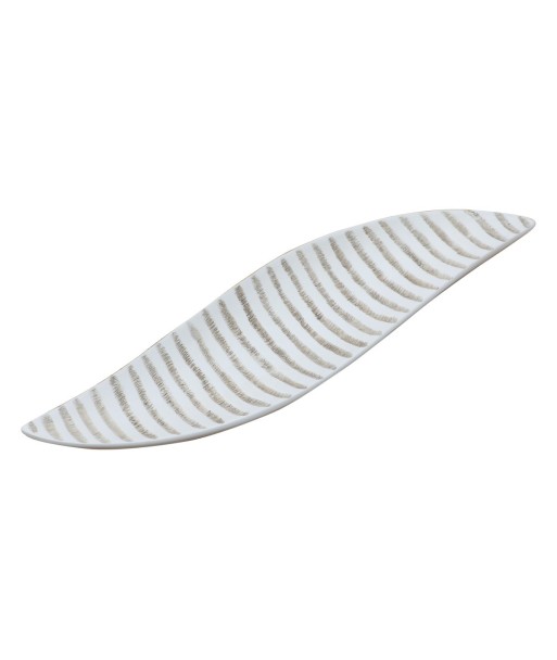 Plato de resina moderno con diseño ondulado para decoración elegante