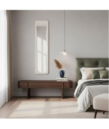 Espejo de pared en MDF y cristal con diseño moderno y estilizado