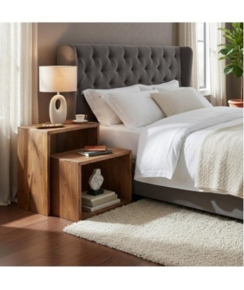 Mesa auxiliar de madera de mango, estilo moderno y funcional.