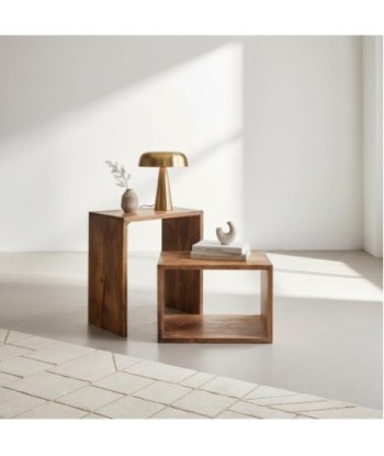 Mesa auxiliar de madera de mango, estilo moderno y funcional.