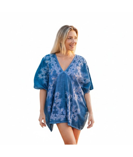 Isla Bonita By SIGRIS Poncho de Algodón Bordado Azul