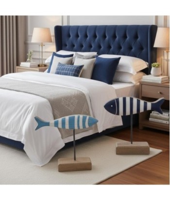 Figura Marinera Pez 2U de Madera con diseño azul y blanco, decorativa para interior.