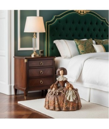 Figura Menina en Resina - Decoración Vintage con Estilo Clásico