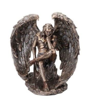 Figura Mitológica Lucifer - El Ángel Caído de Resina, Estilo Clásico