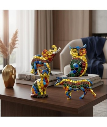 Figuras decorativas de resina: búho, elefante, gato y toro multicolor